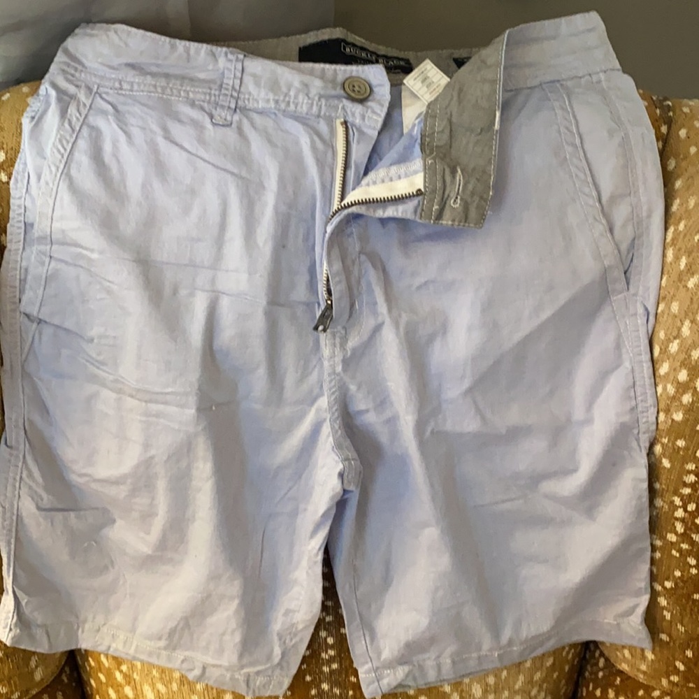 Tailored Fit Buckle Black Shorts